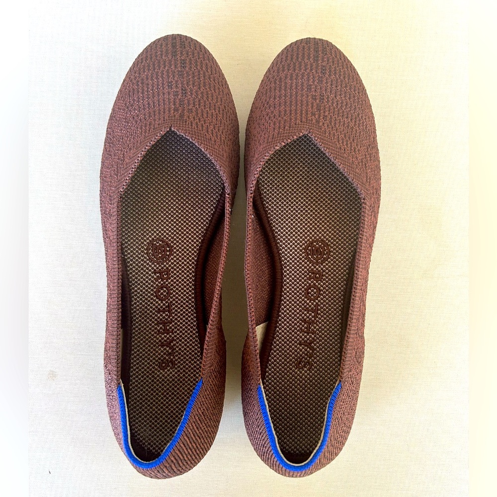 Rothy’s Round Toe Flat- Deep Purple Color- Sz 8- GREAT Condition